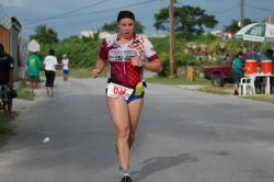 グアムから参加のサラ選手